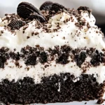 How to Make Oreo Poke Cake Recipe