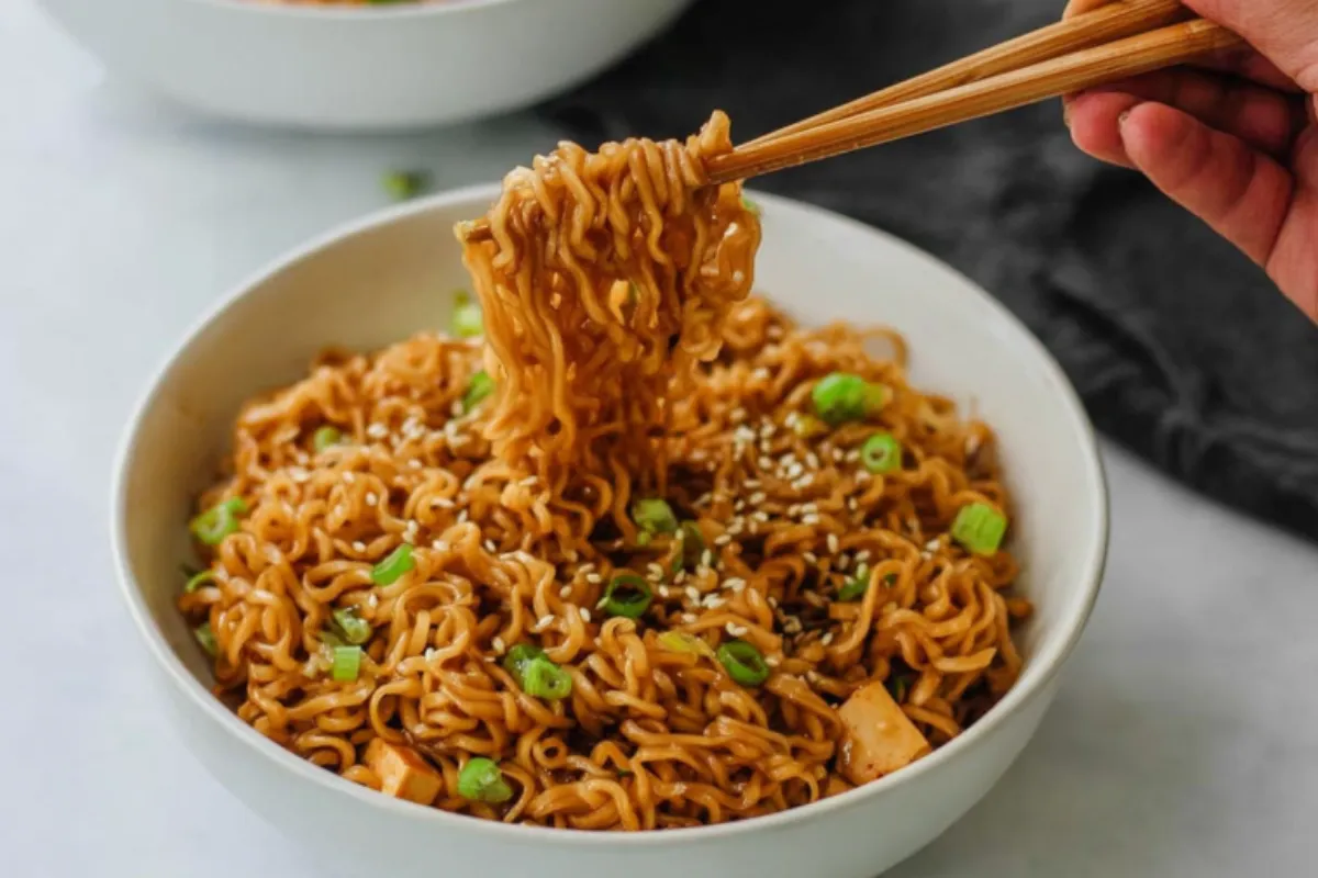 Easy Saucy Ramen Noodles (15-Minute Vegan Recipe)