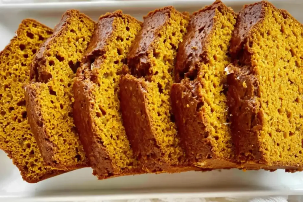 Low Calorie Pumpkin Bread Recipe (Only 120 Calories)